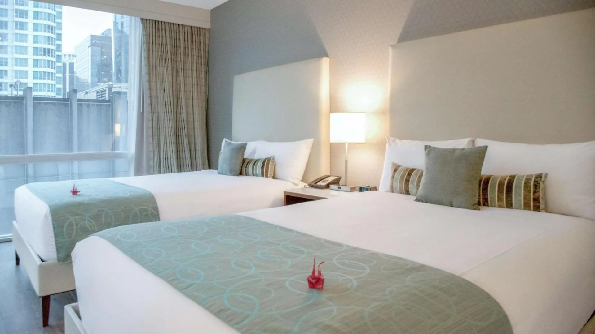 Coast Coal Harbour Vancouver Hotel by APA