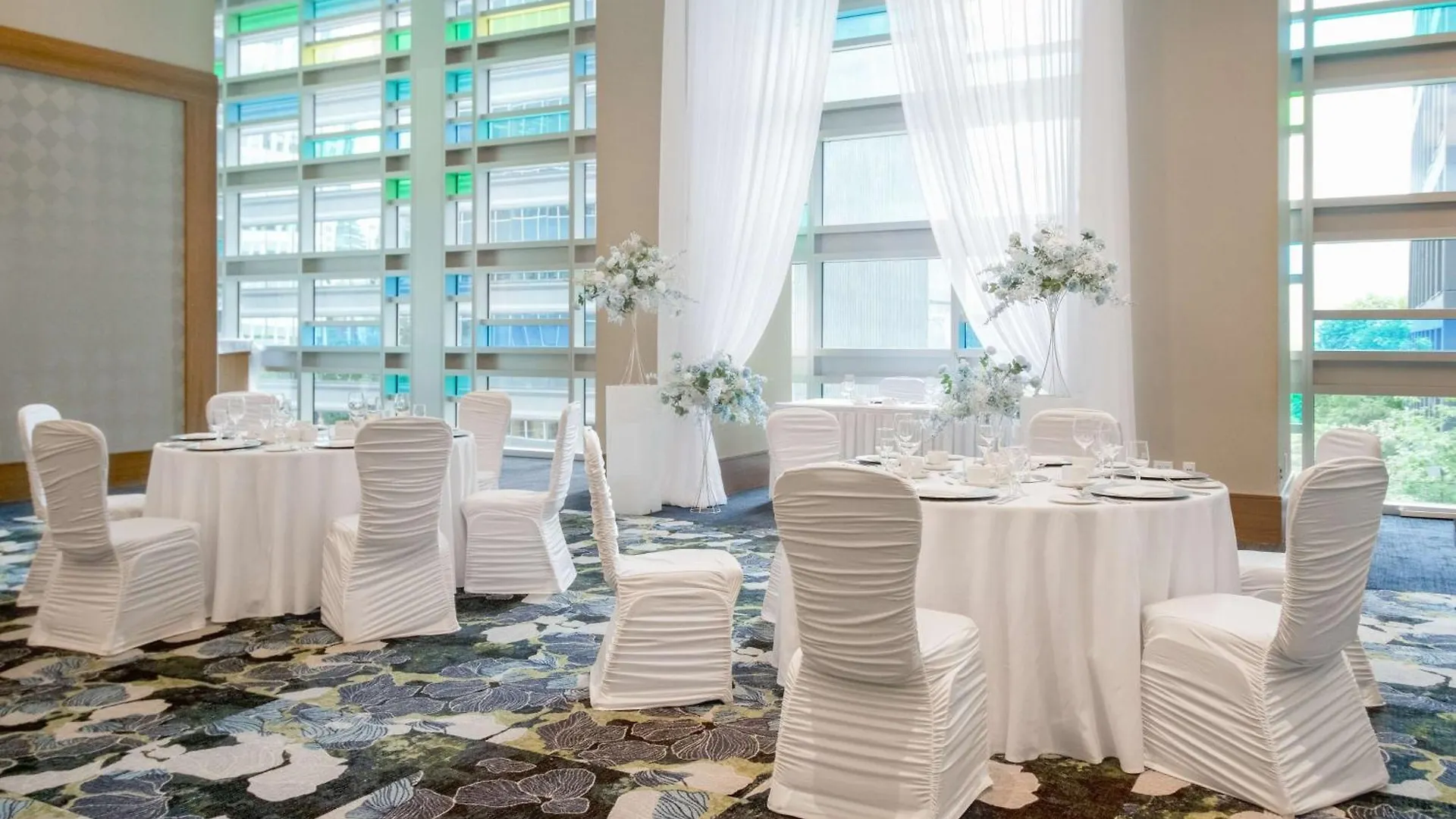 ****  Coast Coal Harbour Vancouver Hotel By Apa Canada